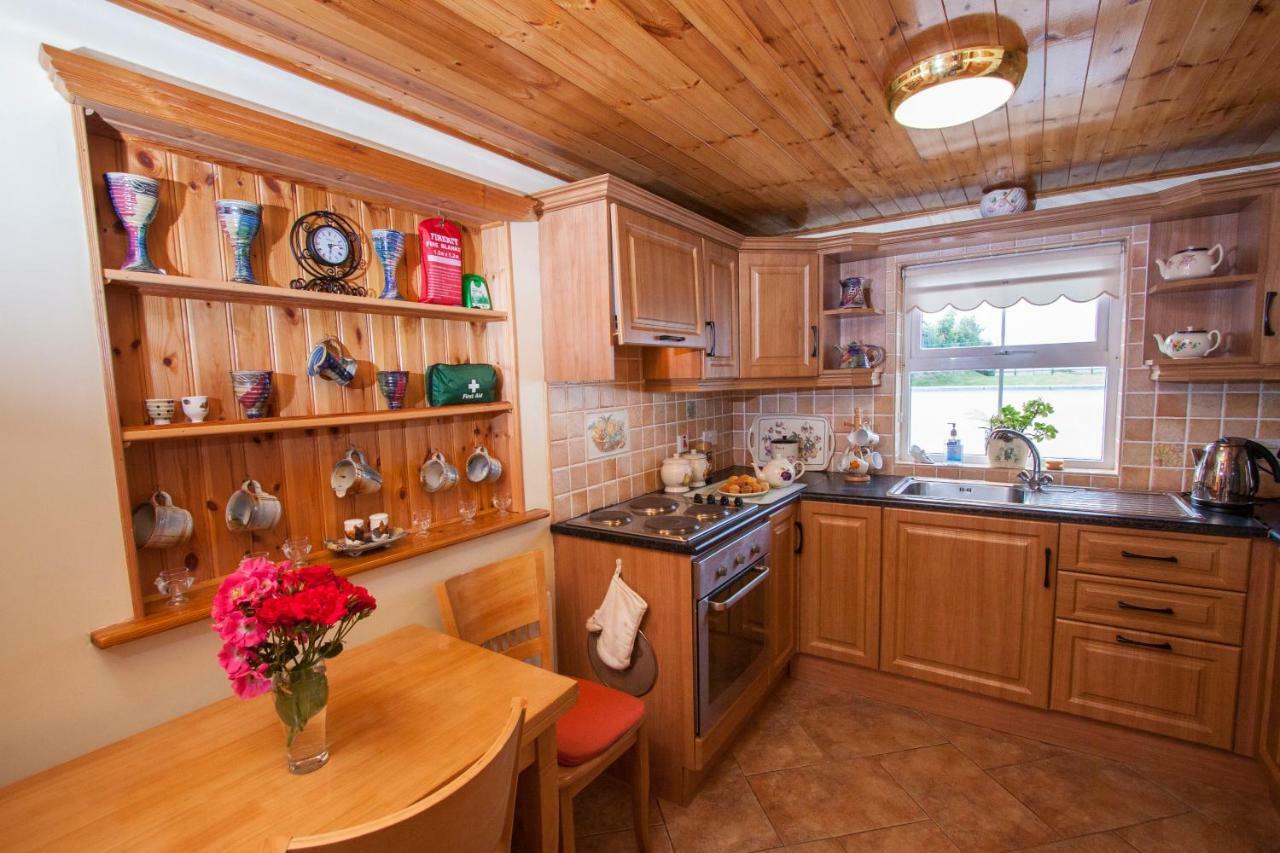 Beezies Self Catering Cottages Grange  Zewnętrze zdjęcie